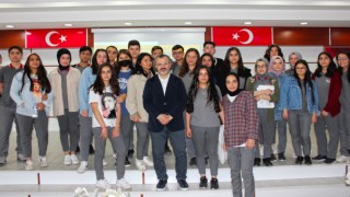 Gençlerimiz İçin Var Gücümüzle Çalışıyoruz