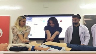 Liseli Öğrencilere Temel Yaşam Desteği Eğitimi Verildi