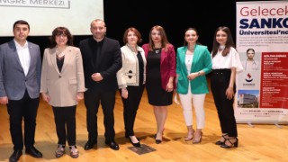 Rektör Dağlı - Seçtiğiniz Meslek Geleceğinizi Belirler
