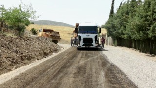 Elmalar’ın Yol Sorunu Büyükşehir’le Çözülüyor