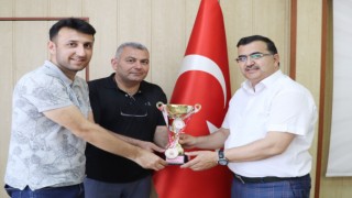 İl İkincisi Olan İl MEM Masa Tenisi Takımından Kahraman'a Ziyaret