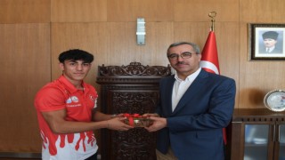 Başkan Güngör, Kahramanmaraşlı Sporcuları Ağırladı