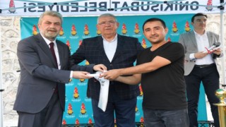 Başkan Mahçiçek, 147 Aileye Tapularını Teslim Etmenin Gururunu Yaşadı