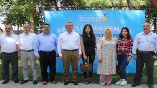 İl Millî Eğitim Müdürü Kahraman; Yks’de Başarılı Olan Öğrenciler Ödüllendirildi