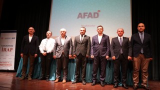 Kahramanmaraş’ta Deprem Paneli Gerçekleştirildi