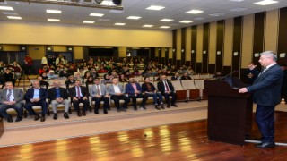 Kahramanmaraş Milletvekili Prof. Dr. Sefer Aycan, KSÜ’de Sağlık Sektörünü Anlattı