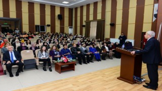 KSÜ’de ‘Mutlu Kadın, Mutlu Gençlik, Huzurlu Toplum’ Paneli Düzenlendi