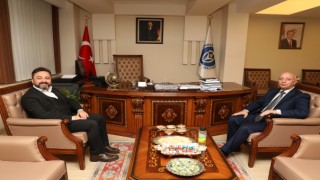 Başkan Gürbüz’den KİÜ Rektörü Bakan’a “Hayırlı Olsun” Ziyareti