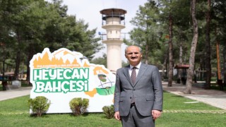 Başkan Okay Karne Sevinci Yaşayan Öğrencilere Müjde Verdi