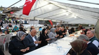 Başkan Güngör, Bakan Kirişci ile İftar ve Mevlid Programına Katıldı