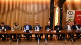 Güngör ve Kirişci, Eğitimcilerle Bir Araya Geldi