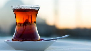 Zam kararı olmadan çayı 5 TL yapan esnafa ceza yolda