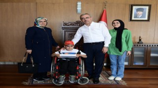 Başkan Güngör, 1. Sınıf Öğrencisi Muhammet’le Buluştu