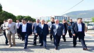 Milli Eğitim Bakanı Prof. Dr. Yusuf Tekin, KSÜ Konteyner Kenti Ziyaret Etti
