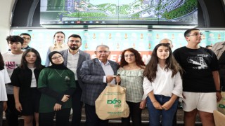 Mahçiçek öğrencilerle buluştu