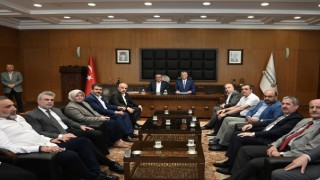Bakan Bolat’tan Büyükşehir’e Ziyaret