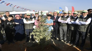Milli Ağaçlandırma Günü’nde Binlerce Fidan Toprakla Buluşturuldu