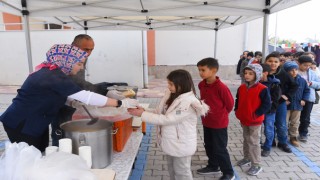 DULKADİROĞLUNDAN ÖĞRENCİLERE ÇORBA İKRAMI