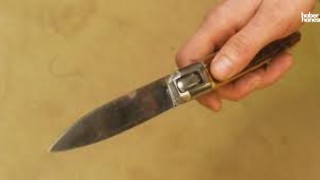 19 Yaşındaki Kızını 'Uyuşturucu Kullanıyor' Diyerek Bıçakladı!