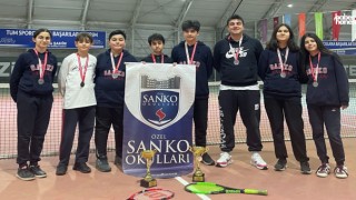 Sanko Okulları Tenis Takımı İl İkincisi Oldu