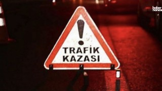 Otomobil Tıra Ok Gibi Saplandı: 1 Ölü, 2 Yaralı!
