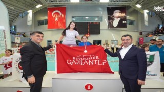 Rıdvan Fadıloğlu: 'Şehitkamil Belediyesi olarak her insanımızı ayrı ayrı önemsiyoruz'