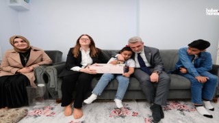 Başkan Fırat Görgel, Depremde Ailesini Kaybeden Depremzedeleri Ziyaret Etti