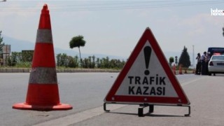 Kahramanmaraş'ta Ağaca Çarpan Otomobilin Sürücüsü Yaralandı!