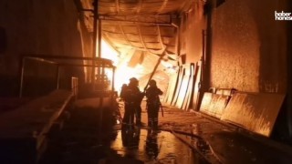 Kahramanmaraş'ta Ahşap Fabrikası Alevlere Teslim Oldu!