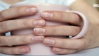 Tırnaklarda Beyaz Lekeler: Nedenleri ve Çözümleri