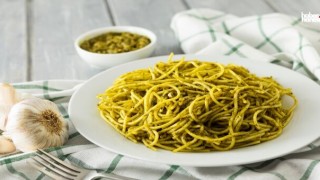 Restoranlardakileri Aratmayacak Lezzet: Ev Yapımı Pesto Soslu Spagetti Tarifi!