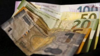 Azerbaycan Manatı, Türk Lirası Karşısında Rekor Kırdı: 1 Manat 19.38 Kuruş!
