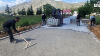 Kahramanmaraş'ın Göksun İlçesinde Mahalle Mezarlığı Yolu Yenilendi!