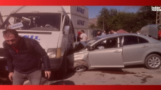Kahramanmaraş’ın Türkoğlu İlçesinde Minibüs ile Otomobil Çarpıştı: 8 Yaralı