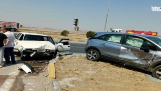 Kahramanmaraş'ta Trafik Kazası: Narlı Yolunda İki Araç Çarpıştı