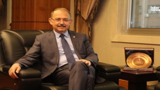 Prof. Dr. Dağlı: "Babalarımız, Yüreklerindeki Sevgi ve Şefkatle Yolumuzu Aydınlatıyor"