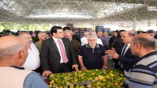 Başkan Umut Yılmaz, Güvenevler Pazar Yeri’nde Esnafla Bir Araya Geldi