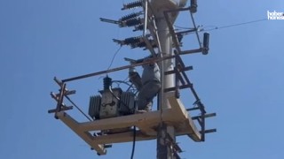 Kahramanmaraş'ta Elektrik Direğinde Mahsur Kalan Tamirciyi İtfaiye Kurtardı!