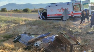 Kahramanmaraş'ta Otomobil Toprak Zemine Çarptı: Sürücü Yaralandı!