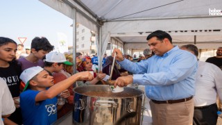 Şehitkamil Belediye Başkanı Yılmaz’dan Aşure ve Dondurma Dağıtımı!