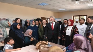 Kahramanmaraş'ta Kadın Atölyeleri Büyüyor: Başkan Görgel Faaliyetleri Artıracaklarını Açıkladı