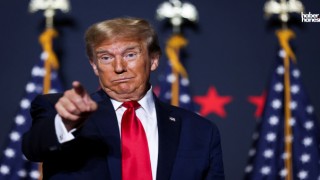 Trump’tan Şaşırtan İfade: 'Kadın Olsam Örtünürdüm. Makyaj Yerine Örtünmek Daha Pratik'