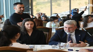 Kahramanmaraş Büyükşehir’den Dereceye Giren Öğrencilere Maddi Destek