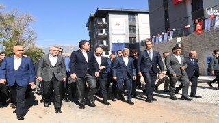 Yeni Kahramanmaraş Yükseliyor: Bakan Kurum Projeleri Yerinde İnceledi