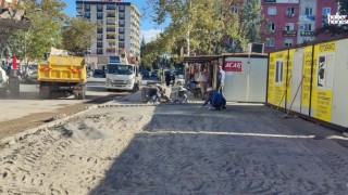 Kahramanmaraş'ta Yürüyüş Yolu ve Refüj Onarımları Hız Kesmiyor