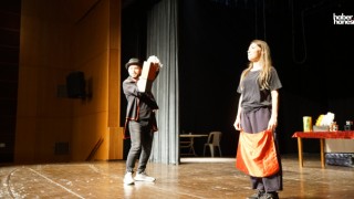 Magic İllüzyon Show Kahramanmaraş’ta Çocuklara Unutulmaz Bir Gün Yaşattı