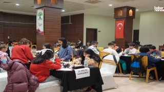 Şehitkâmil'de Minik Satranç Ustalarının Büyük Mücadelesi