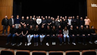 Sahne Maraş'tan Tiyatroseverlere 12 Ocak'ta İlk Performans