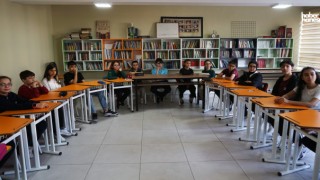 Çocuklar Bilim ve Felsefeyle Buluştu: Şiir ve Edebiyat Günlerinde Özel Atölye