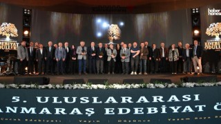 Kahramanmaraş’ta Edebiyat ve Müzik Dolu Muhteşem Kapanış Gecesi
